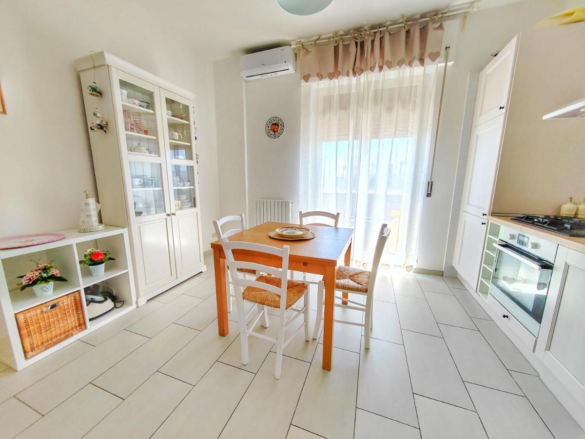 Ferienwohnung Dimora Sea View Monopoli Exterior foto
